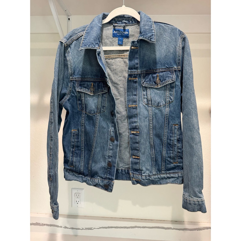 Arizona Women's Denim Jacket Great Condition Size Medium